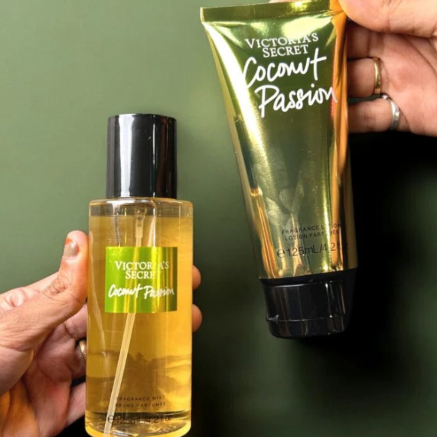 Victoria's Secret | Coconut Passion Mist & Lotion Duo Gift Set - 125 ml